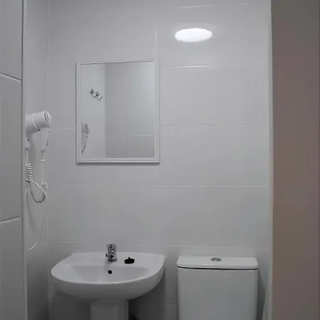Jacaranda Studios, Es Canar 아파트